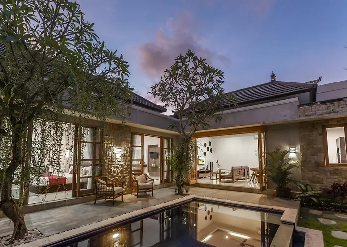 Bali Voyage Villa