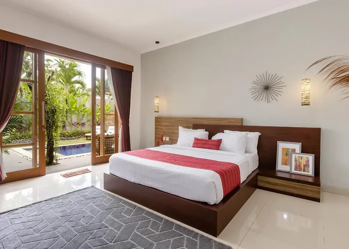 Bali Voyage Villa