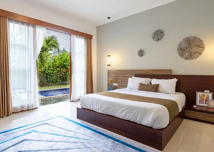 Bali Voyage Villa *
